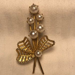 Pearl Look Brooch